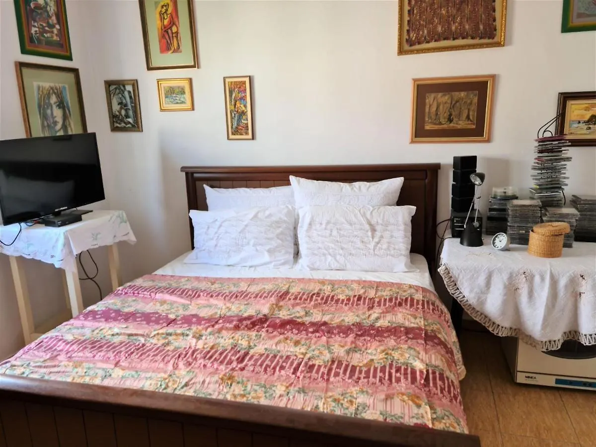 2-Bedroom Apartment With Dajti Mountain View Tirana