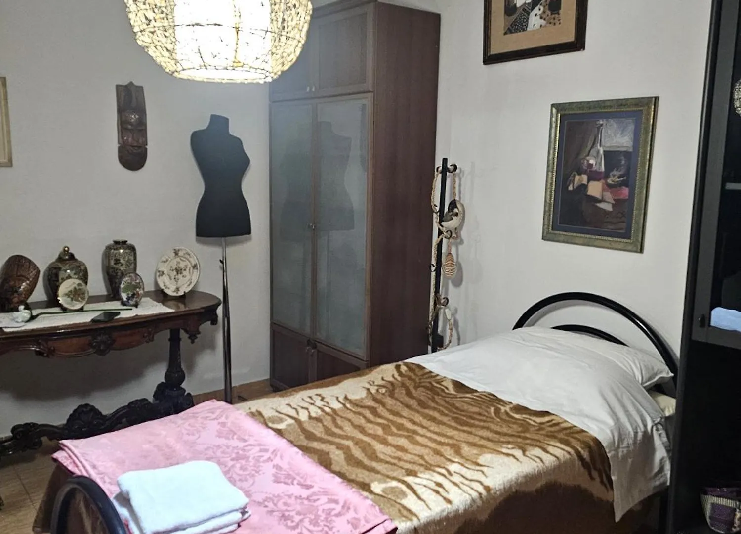 2-Bedroom Apartment With Dajti Mountain View Tirana