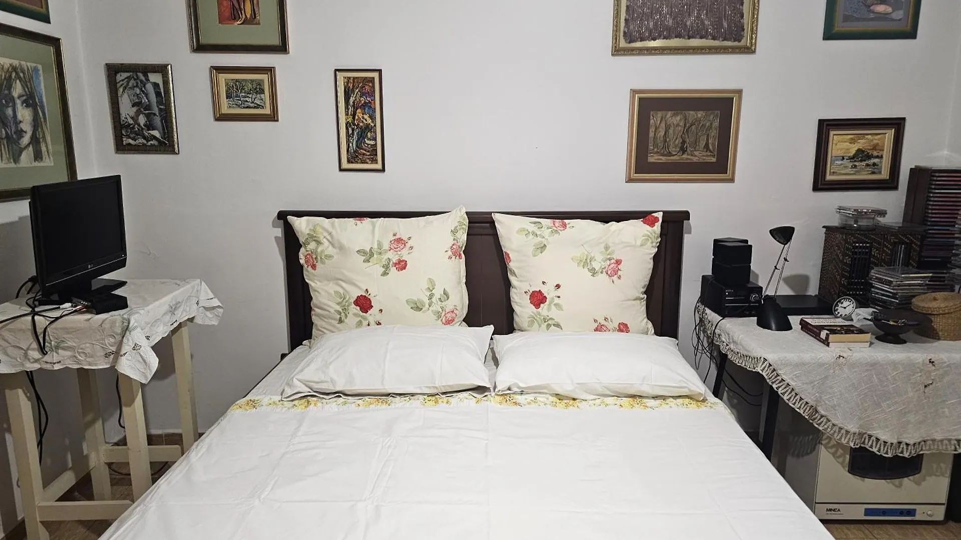 2-Bedroom Apartment With Dajti Mountain View Tirana